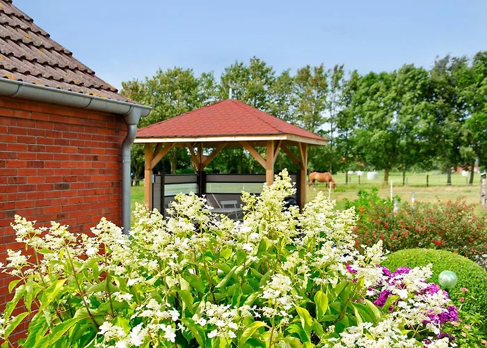 Huus Karoline * Junkersrott