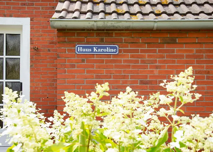 Huus Karoline * Junkersrott